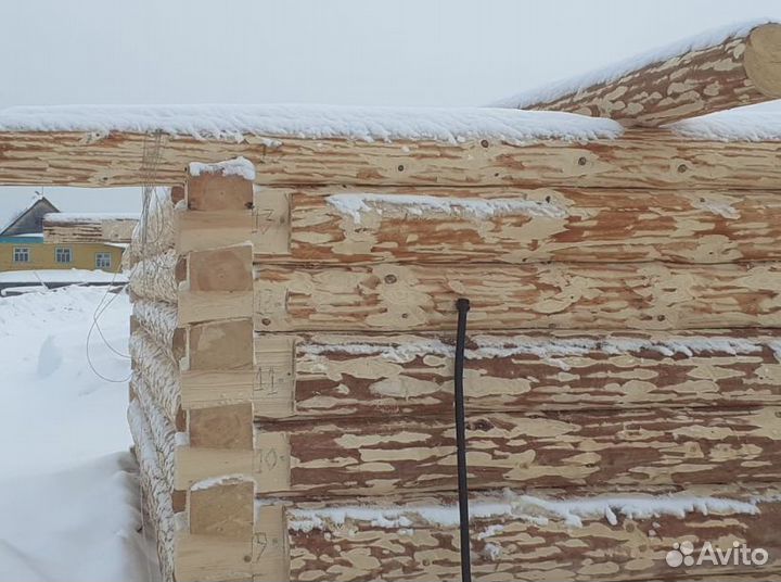 Срубы ручной рубки из бревна