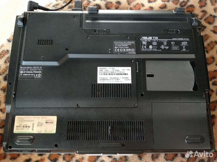 Ноутбук asus