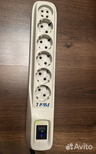 Сетевой фильтр Pilot L. 3 метра