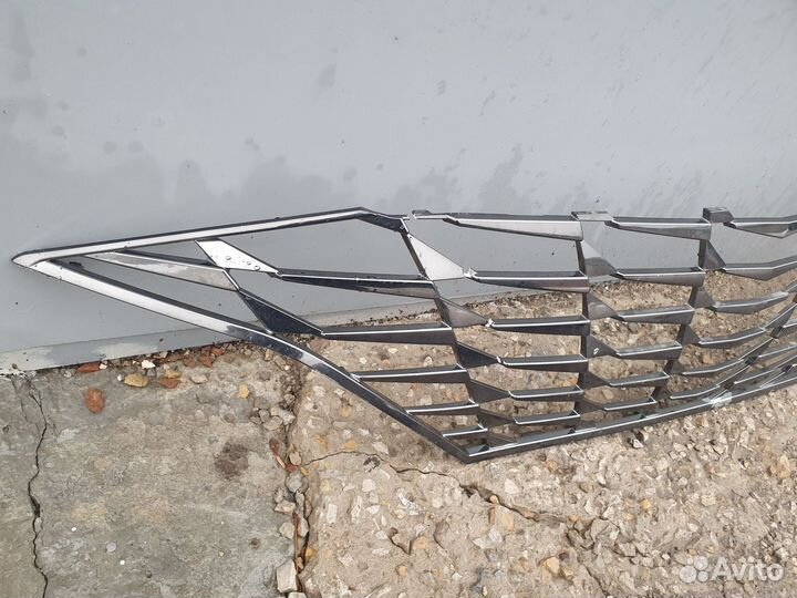 Решетка радиатора Hyundai Elantra CN7