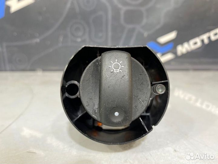 Переключатель света Audi A6 C5 ASN 2003