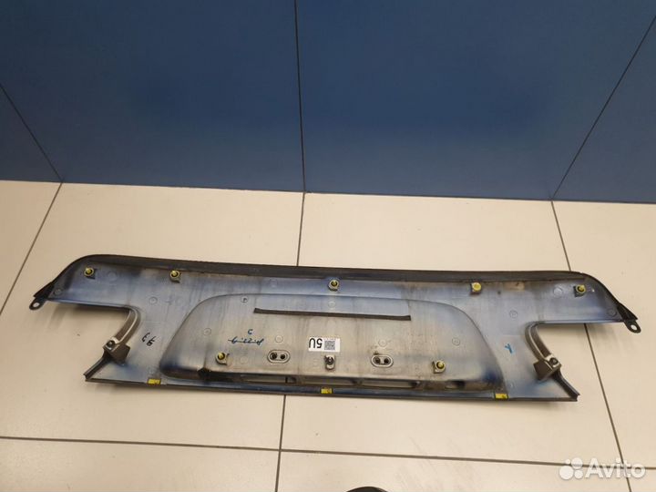 Накладка крышки багажника Lexus GS S190 2005-2011