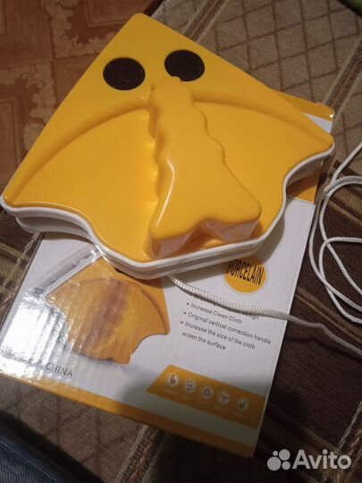 Магнитная щетка для мытья окон