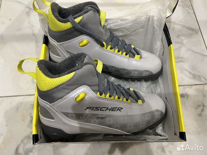 Лыжные ботинки Fisher XC Boots. Новые