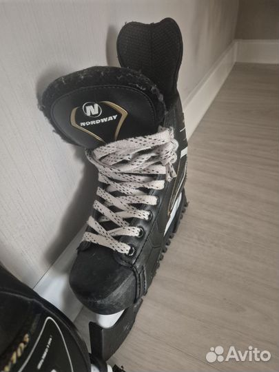 Коньки хоккейные детские 35размер