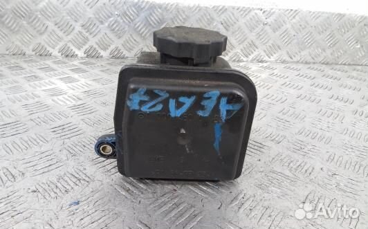 Бачок гу mercedes benz M-class W163 (AEA27NO01)