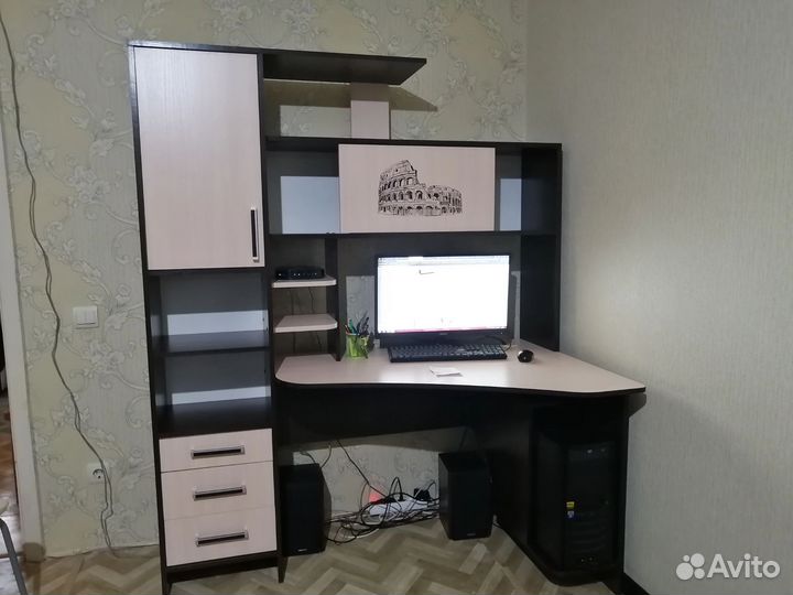 Компьютерный стол со шкафом бу