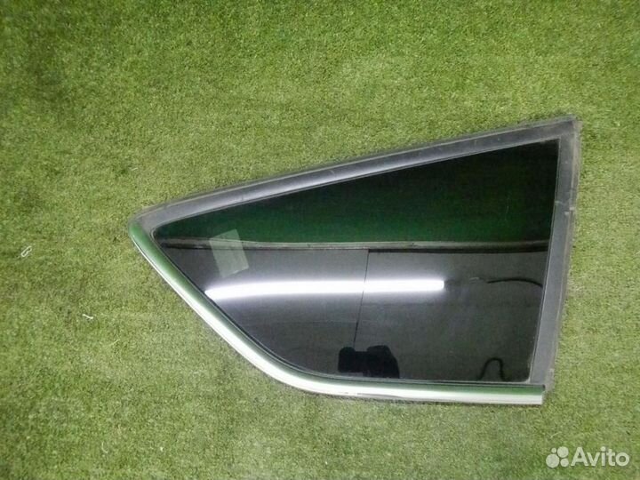 Форточка задняя правая Ford Kuga 2 CBS (2012-2019)