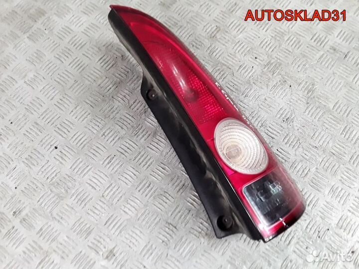 Фонарь задний правый Renault Espace 4 8200027152