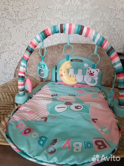 Развивающий коврик с пианино