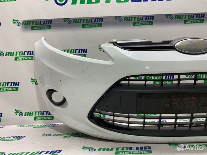 Бампер в сборе передний Ford Fiesta MK6 1.4L