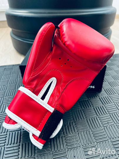 Детские боксерские перчатки Green Hill hamed 6 oz