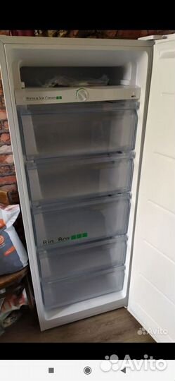 Морозильная камера вертикальная leran FSF 192 W