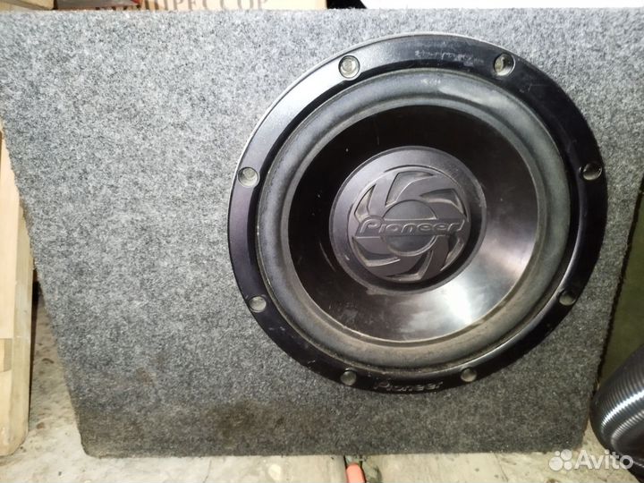 Усилитель колонки саб