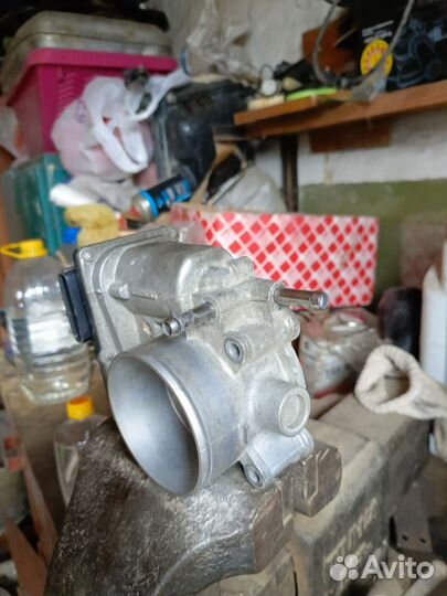 Дроссельная заслонка на mitsubishi pajero sport2