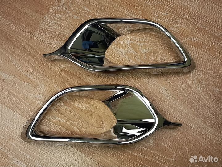 Накладка оправы туманки Renault Logan 2014- хром