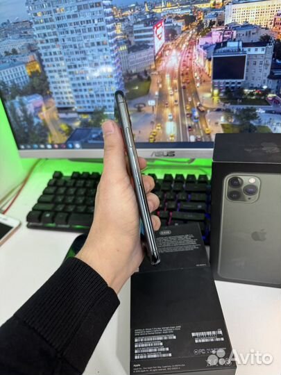 iPhone 11 Pro Max, 64 ГБ