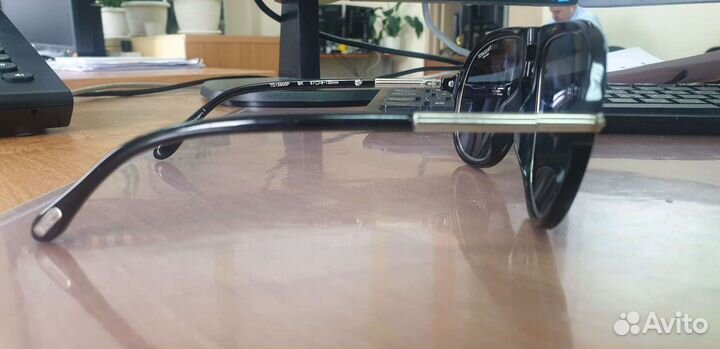 Солнцезащитные очки Trussardi, мод. DAL 1911