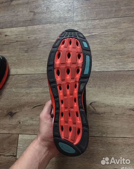 Кроссовки adidas clima cool