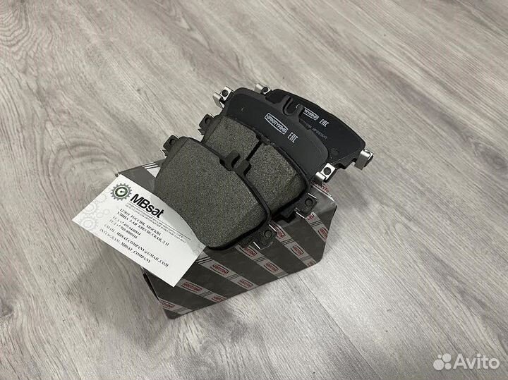 Колодки тормозные задние Mercedes E 213