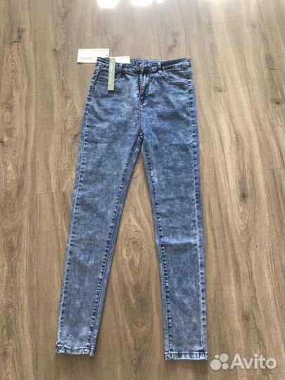 Новые джинсы