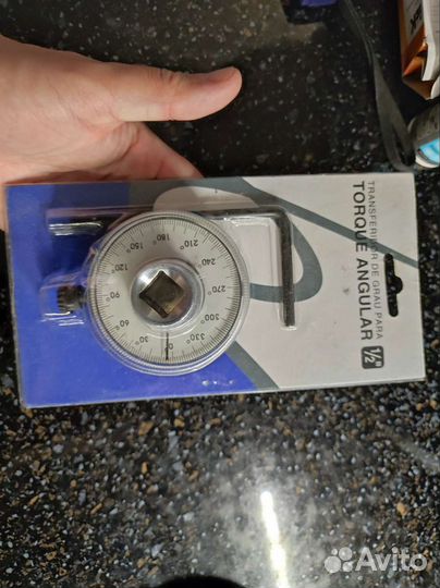 Угломер, шкала доворота