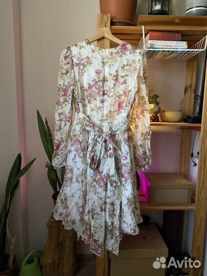 Платье женское