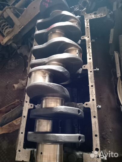 Каленвал Даф XF 95 2- 1291804