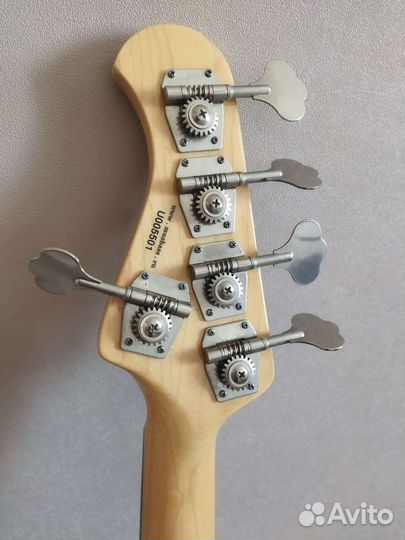 Бас гитара Bacchus bjb5-550r