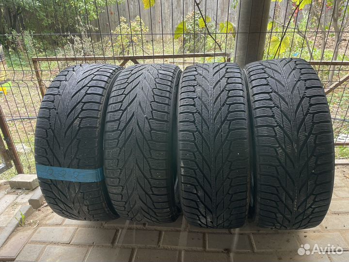 Nokian Tyres Hakkapeliitta R2 245/55 R19