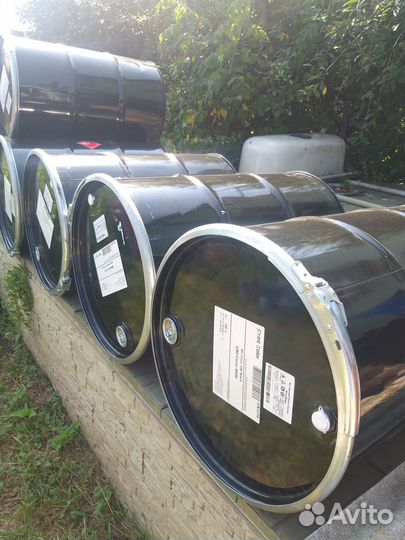 Бочки пластм,метал от30л-240л