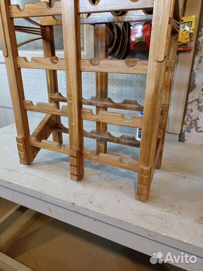 Бутылочница на 18 мест. Дуб. Ручная работа