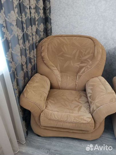 Диван и кресло