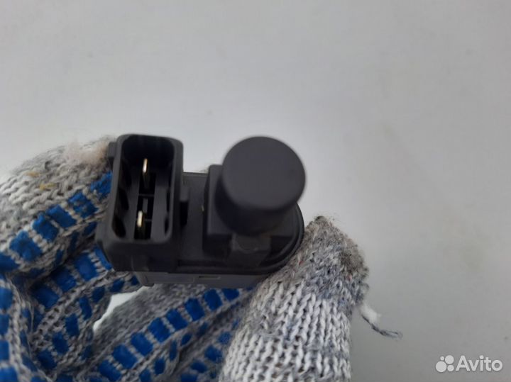 Датчик включения стопсигнала Ford Mondeo 3