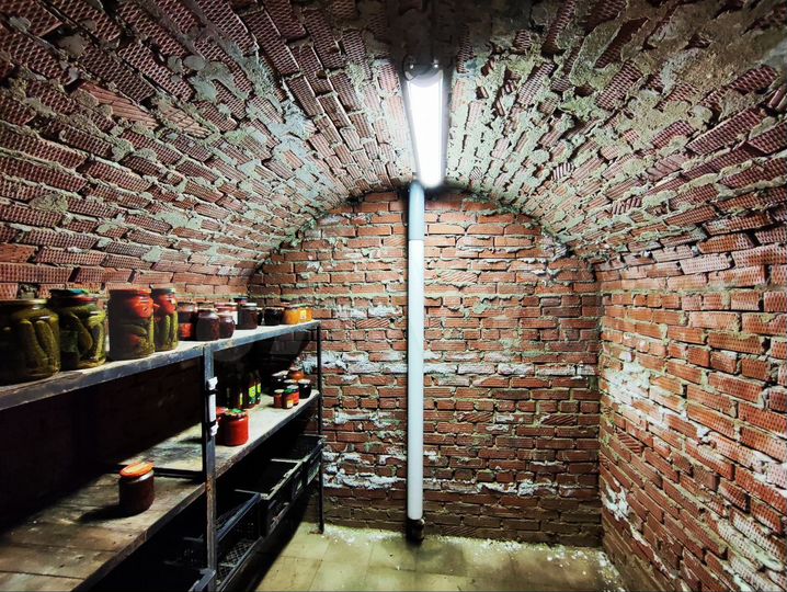 Коттедж 269 м² на участке 10 сот.