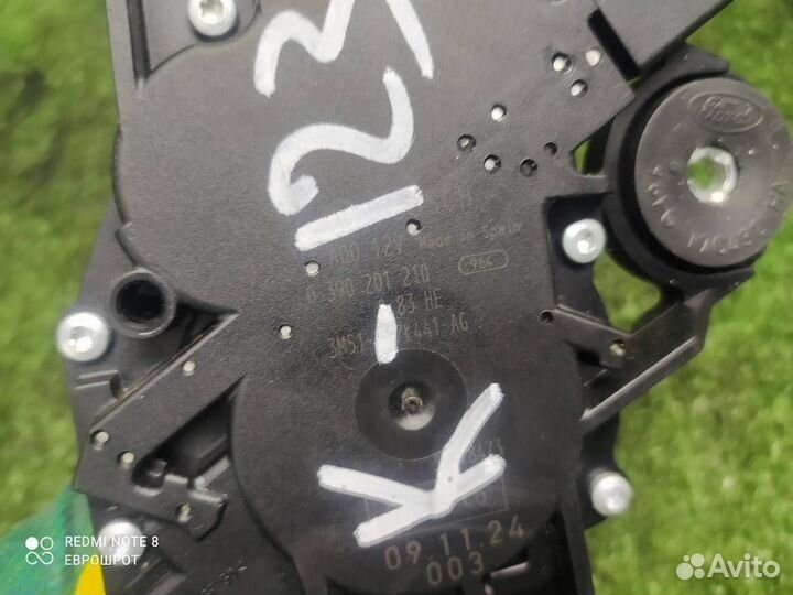 Моторчик стеклоочистителя задний Ford Focus 2 (20