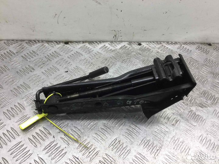 Домкрат Honda Civic D15z3