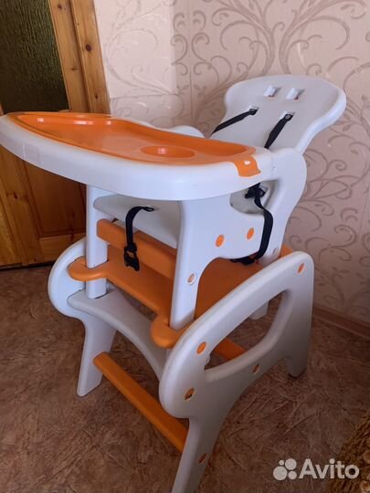 Детский стульчик для кормления