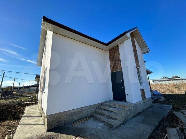 Дом 161 м² на участке 6,3 сот.