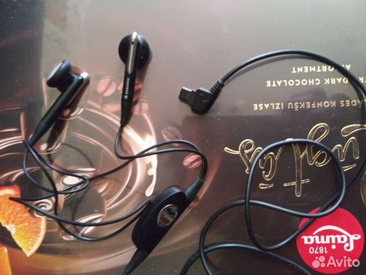Наушники с микрофоном(Самсунг Нокиа и usb вход