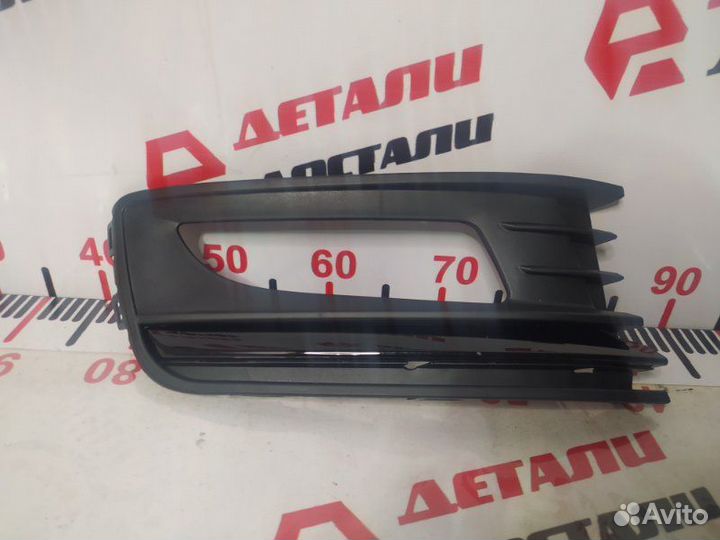 Накладка противотуманной фары Volkswagen Polo