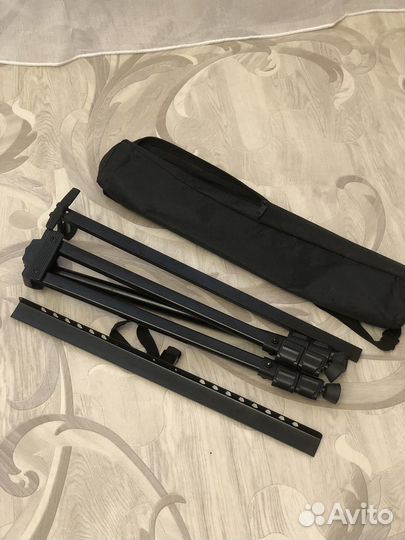 Мольберт складной металлический