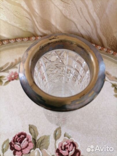 Ваза хрустальная для цветов