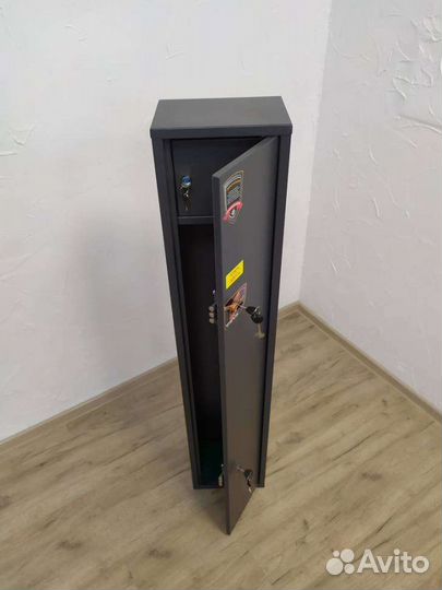 Оружейный сейф на 4 ствола