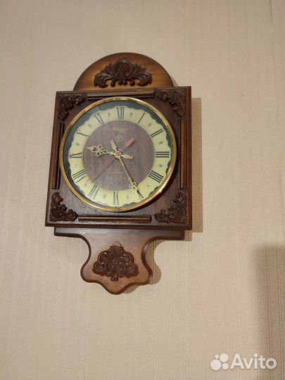 Часы настенные