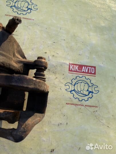 Суппорт передний правый Hyundai Sonata EF