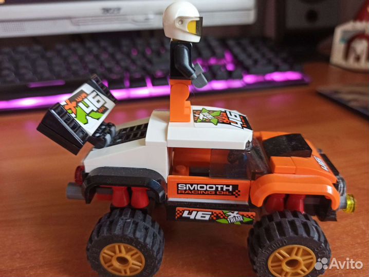 Внедорожник city lego каскадёр