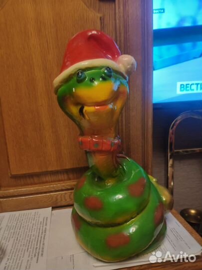 Статуэтка копилка змея