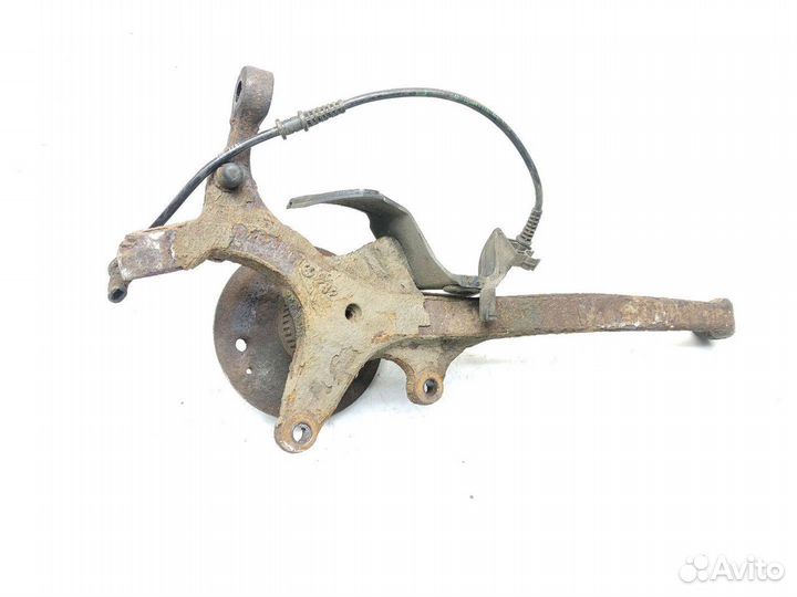 Ступица передняя левая Mercedes-Benz SLK-Класс