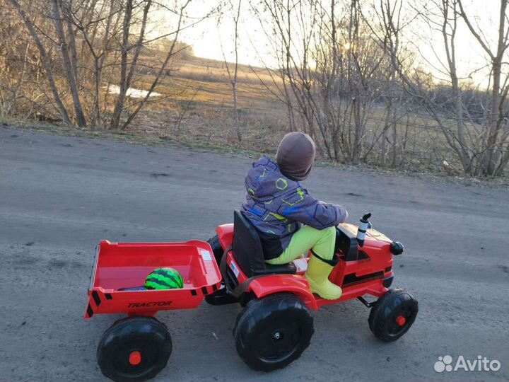 Электромобиль трактор